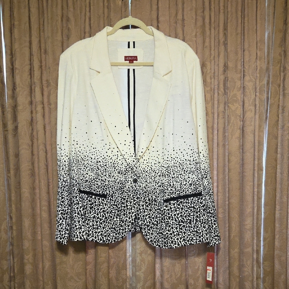 Plus Size Blazer White and Black